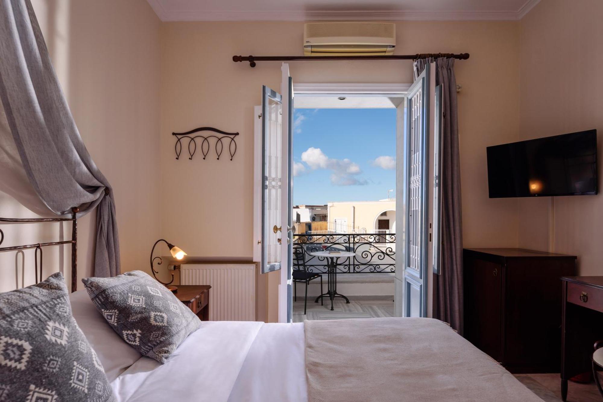 Hotel Ikio Concept Santorini Pýrgos Zewnętrze zdjęcie